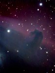 Y acá la nebulosa cabeza de Caballo con el mismo telescopio pero sin el reductor focal; aún hay demasiada luz dispersada
